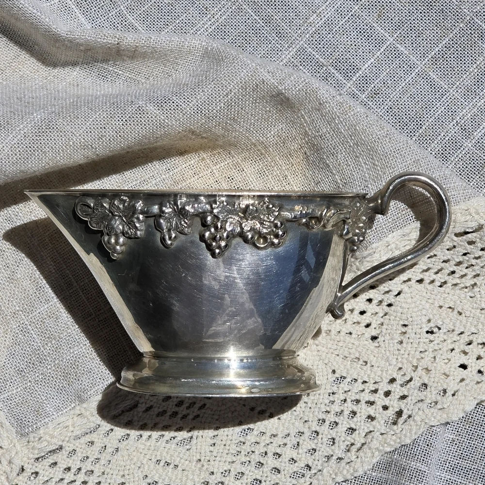 Old English Reproduction Elegant Silver Plated Creamer with Floral Design - Picture 2 of 9